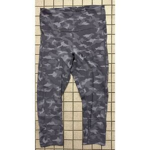 Atheleta Ultimate Stash Pocket Texture Camo Capri Womens Sz M Blue/Gray